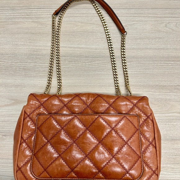 Tory Burch Willa Crossbody Bag - Picture 4 of 15